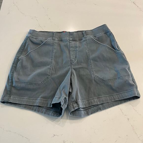 SPANX Twill Stretch Short 6" in‎ Hazy Grey Size Large - Picture 2 of 6